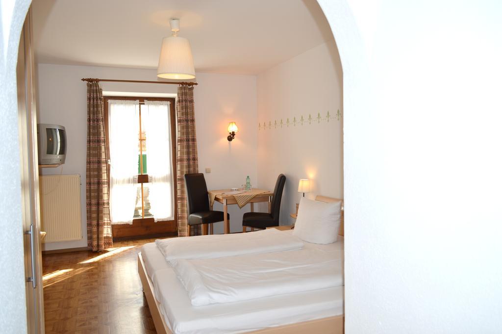 Bayersoier Hof Hotel Bad Bayersoien Bilik gambar